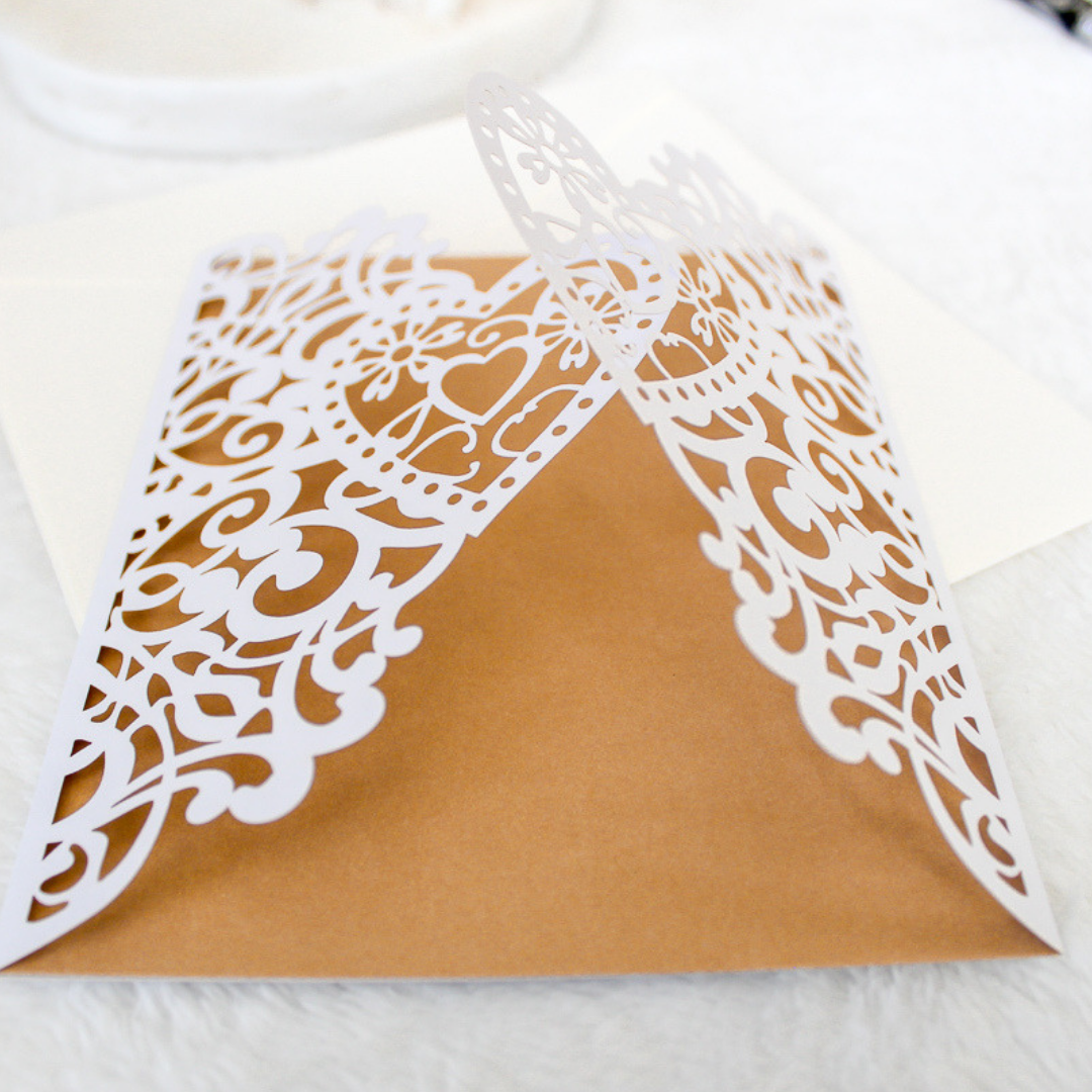 Heart Laser-cut Stationery with FREE envelope seals (set of 4)